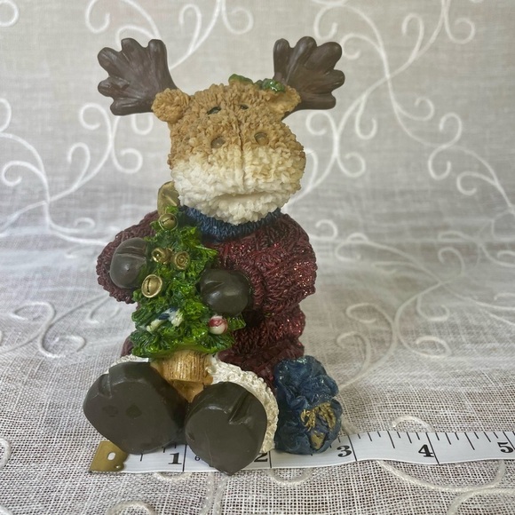 Santa Moose Christmas Painted Resin Holiday Figurine (2000) Adorable! - Picture 5 of 7